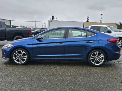 Used 2017 Hyundai Elantra Limited image 4