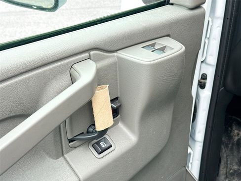 New 2024 Chevrolet Express 3500 w/ Power Convenience Package image 16