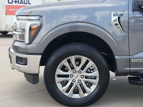 Used 2025 Ford F150 Lariat w/ Equipment Group 502A High AWD/4WD image 8