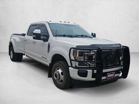 Used 2021 Ford F350 Platinum image 7