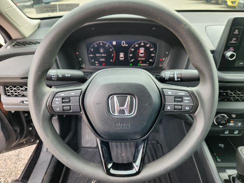 Used 2026 Honda Accord LX image 9