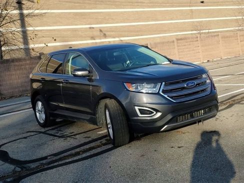 Used 2017 Ford Edge SEL image 2