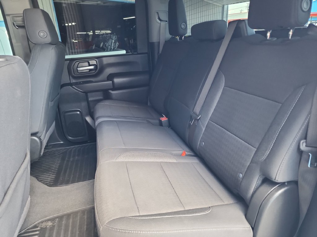 Used 2026 Chevrolet Silverado 2500 Custom w/ Custom Convenience Package AWD/4WD image 38