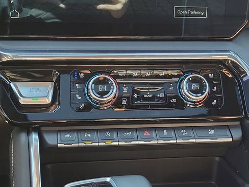 Used 2024 GMC Sierra 1500 Denali Ultimate image 34