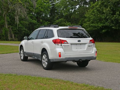 Used 2021 Subaru Ascent Touring w/ Popular Package #2A AWD/4WD image 3