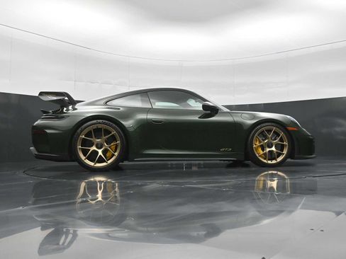Certified 2026 Porsche 911 GT3 w/ Weissach Package RWD image 38