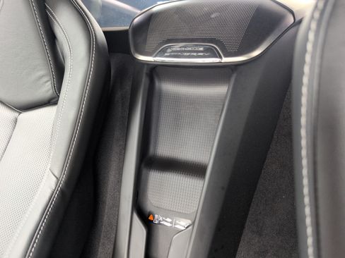 Used 2021 Chevrolet Corvette Stingray Preferred Cpe w/ Z51 Performance Package RWD image 27