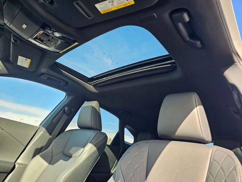 Used 2026 Lexus RX 350h w/ Convenience Package image 27