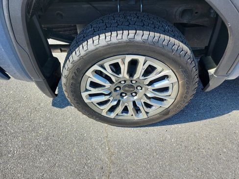 Used 2024 GMC Sierra 1500 Denali Ultimate image 6