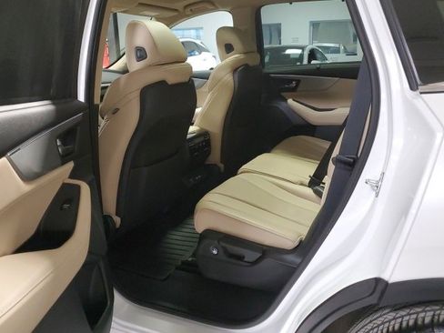 Used 2023 Acura MDX SH-AWD w/ Technology Package image 24