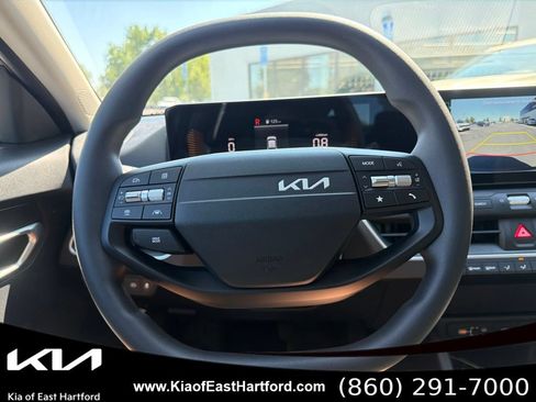 New 2026 Kia K4 FWD image 33