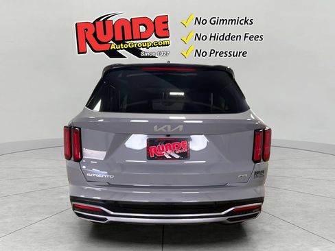 Used 2023 Kia Sorento SX AWD/4WD image 5