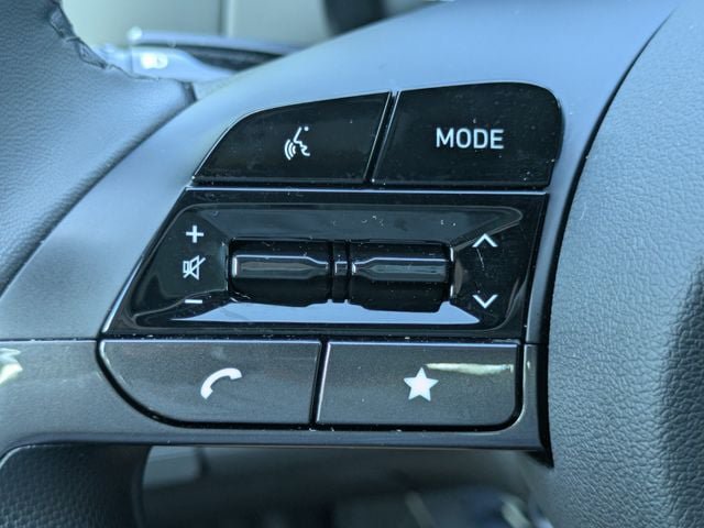 Certified 2026 Hyundai Elantra Sport FWD image 22