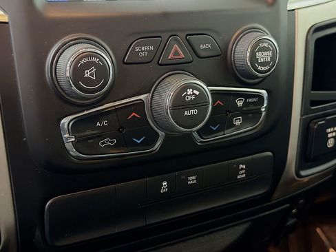 Used 2020 RAM 1500 Classic Warlock w/ Electronics Group image 17