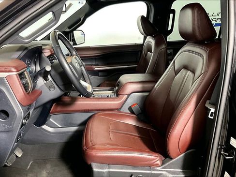Certified 2024 Ford Expedition Limited image 20