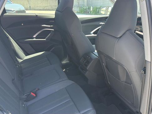 Used 2025 Audi Q5 Premium w/ Premium Plus AWD/4WD image 15