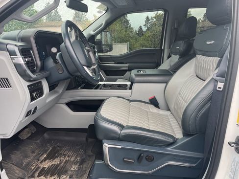 Used 2023 Ford F350 Limited AWD/4WD image 10
