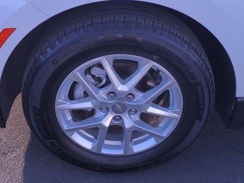 Used 2024 Chevrolet Equinox LT image 10