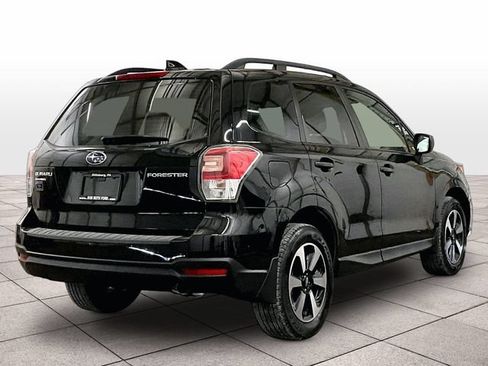 Used 2018 Subaru Forester 2.5i w/ Alloy Wheel Package AWD/4WD image 11