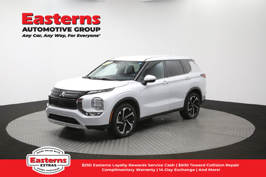 Used 2024 Mitsubishi Outlander SE FWD image 58