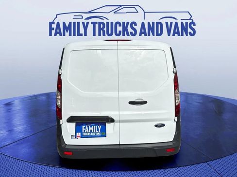 Used 2018 Ford Transit Connect XL FWD image 4