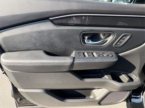 Used 2023 Honda Pilot Elite image 17