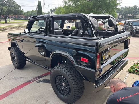 Used 2024 Ford Bronco Black Diamond AWD/4WD image 7