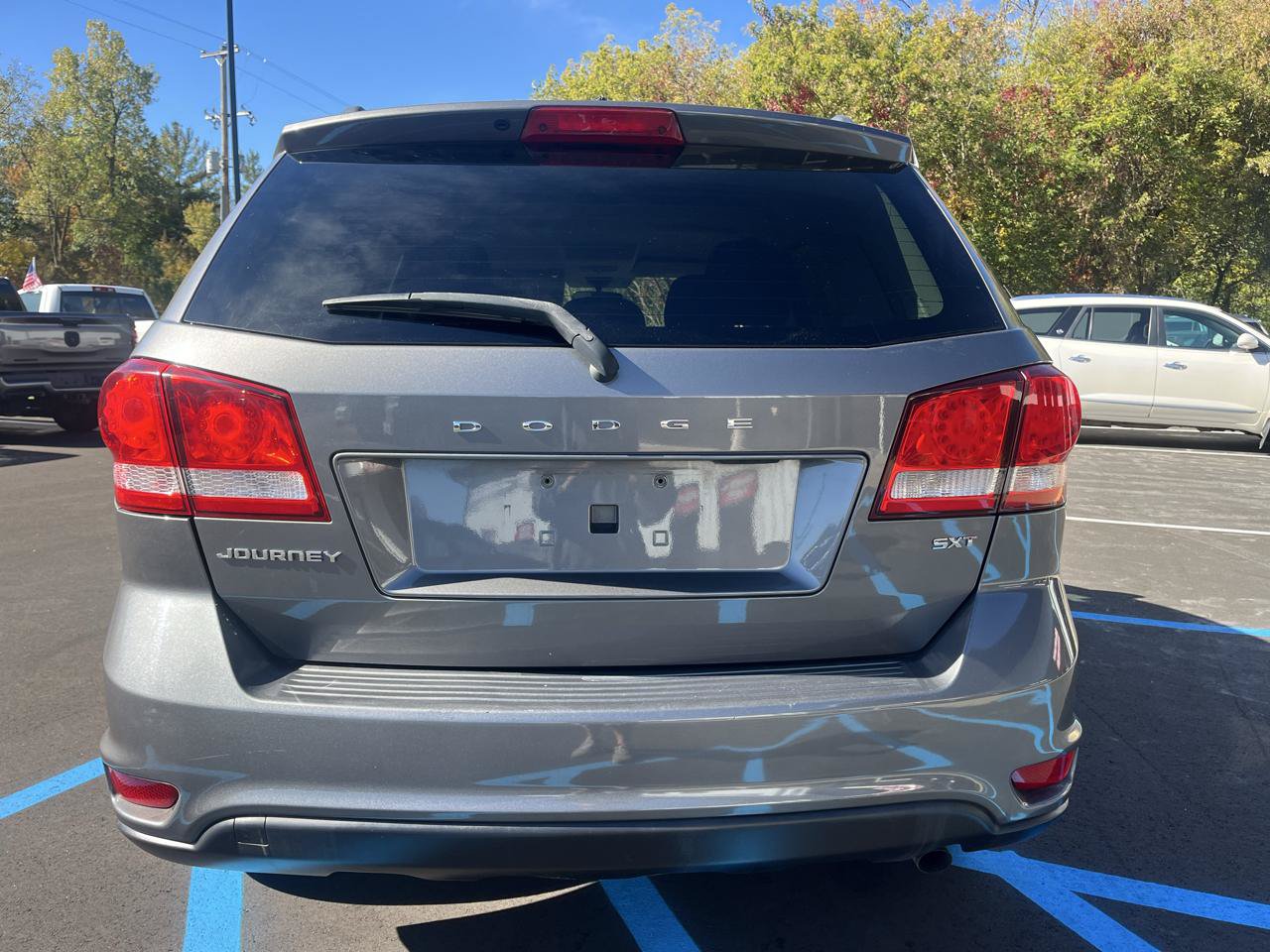 Used 2013 Dodge Journey SXT w/ Flexible Seating Group FWD image 6