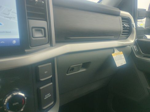 Certified 2022 Ford F150 XLT w/ Equipment Group 302A High image 27