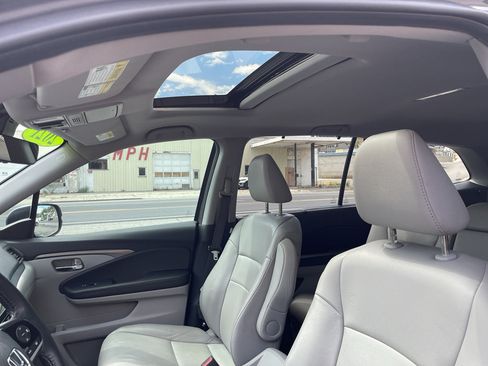 Used 2021 Honda Pilot EX-L image 16