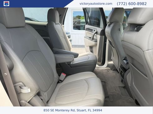 Used 2015 Buick Enclave Premium w/ Experience Buick Package FWD image 17