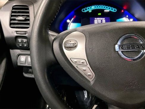 Used 2015 Nissan Leaf S w/ Charge Package image 18