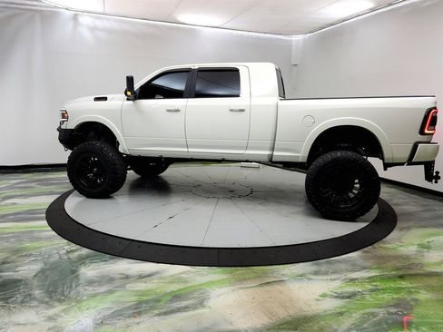 Used 2021 RAM 2500 Laramie AWD/4WD image 8
