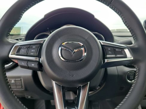 Used 2022 MAZDA MX-5 Miata Grand Touring w/ Weather Package RWD image 11