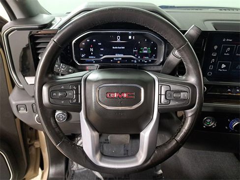 Used 2022 GMC Sierra 1500 Elevation w/ LPO, Elevation Black Package image 26