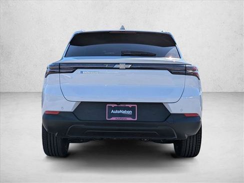 New 2026 Chevrolet Equinox EV LT image 6