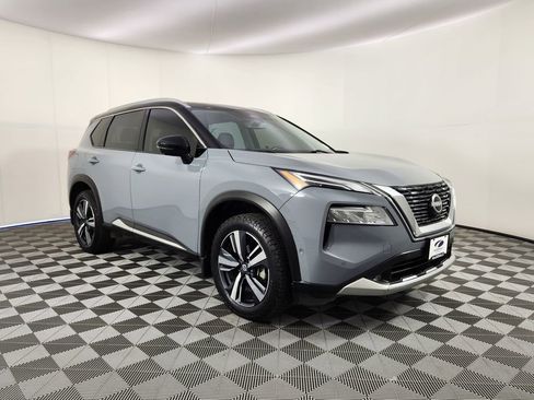 Used 2022 Nissan Rogue Platinum w/ Head-Up Display Package AWD/4WD image 6