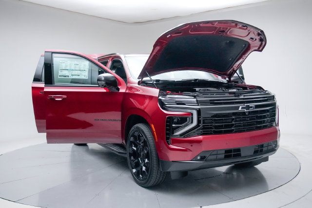 New 2026 Chevrolet Suburban RST AWD/4WD image 17