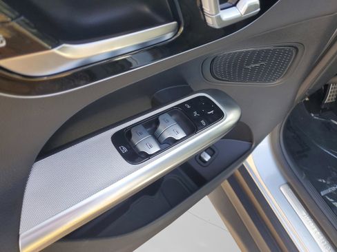 Used 2026 Mercedes-Benz GLC 300 image 20