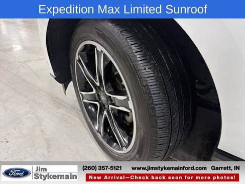 Used 2020 Ford Expedition Max Limited w/ Equipment Group 303A AWD/4WD image 2