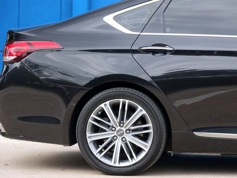 Used 2018 Genesis G80 3.8 image 31