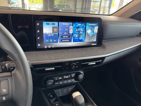 Used 2026 Nissan Kicks SV w/ Cold Weather Package FWD image 17