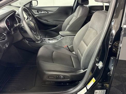 Used 2021 Chevrolet Malibu LT FWD image 15