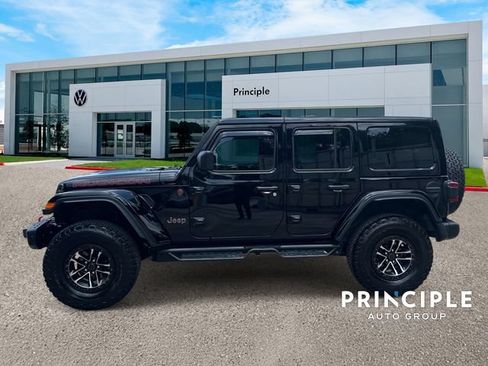 Used 2026 Jeep Wrangler Unlimited Rubicon AWD/4WD image 6