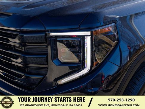 Used 2024 GMC Sierra 1500 Elevation image 35