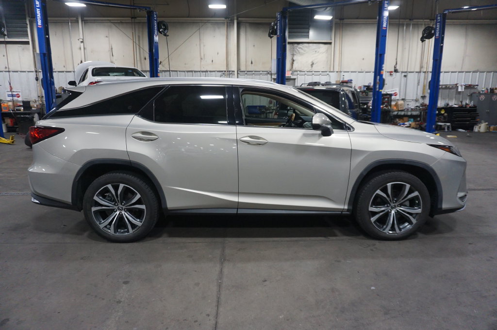 Used 2021 Lexus RX 350L FWD w/ Premium Package image 21