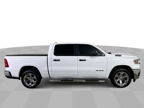Used 2025 RAM 1500 Big Horn AWD/4WD image 9