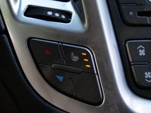 Used 2011 Cadillac SRX Luxury FWD image 11