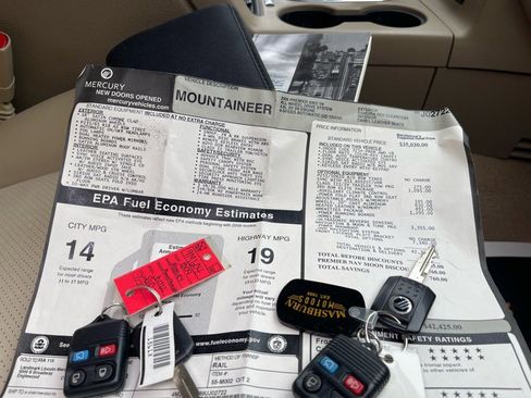 Used 2009 Mercury Mountaineer Premier image 51