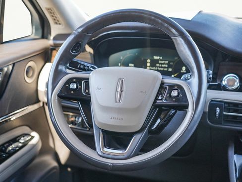 Used 2021 Lincoln Corsair Reserve w/ Equipment Group 201A image 17